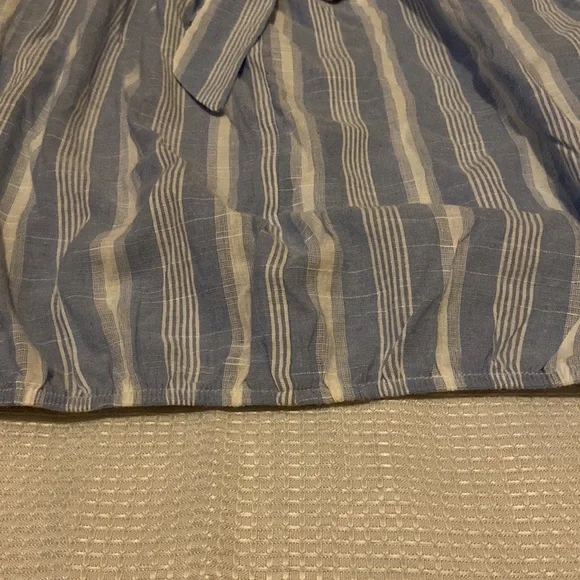 Off the shoulder blouse - Picture 4 of 4